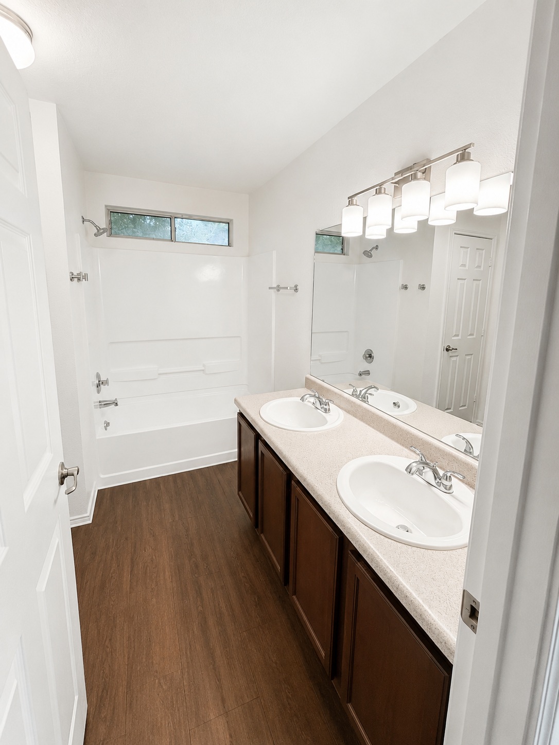 7101 Cayenne Lane Austin, TX 78741 - Photo 8 of 18