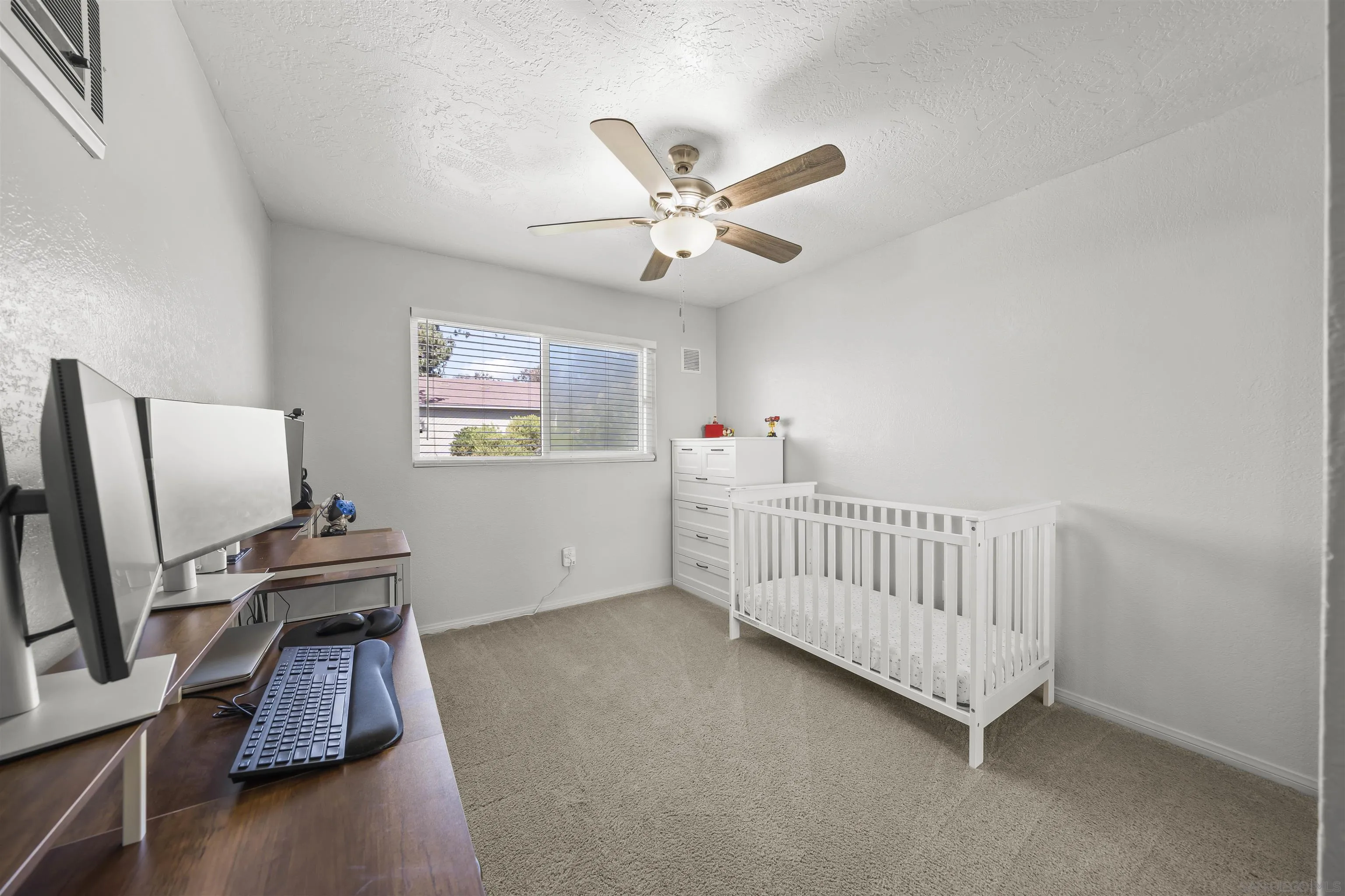 598 Telegraph Canyon Road, Unit D Chula Vista, CA 91910 - Photo 20 of 38