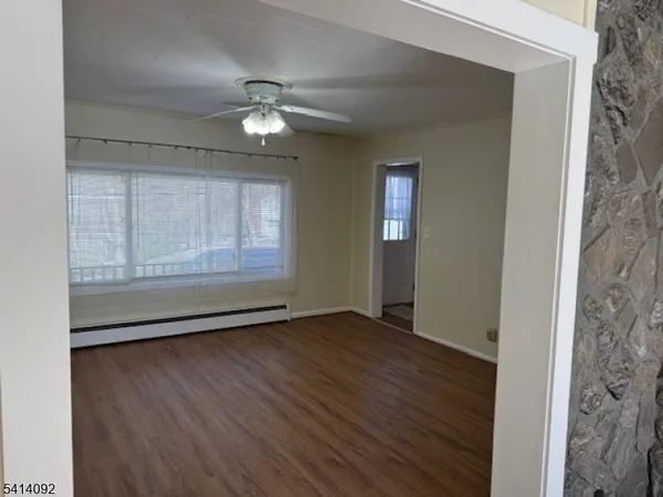 $2,800 | 44 Oak Street, Hamburg, NJ 07419