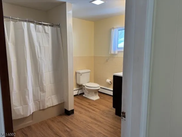 $2,800 | 44 Oak Street, Hamburg, NJ 07419