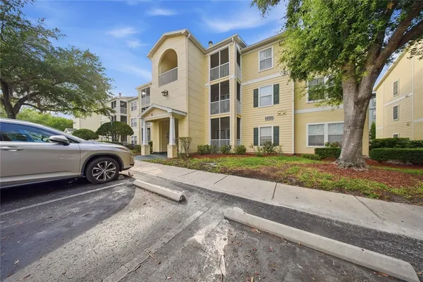 $209,000 | 18477 Bridle Club Drive, Tampa, FL 33647