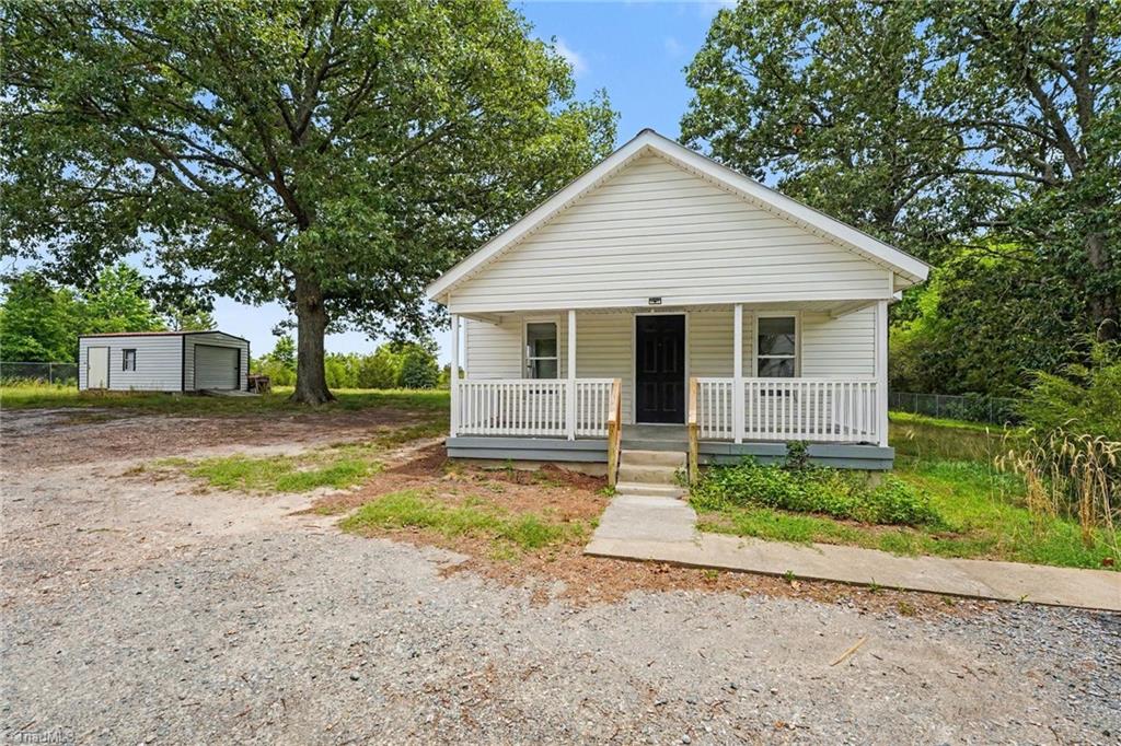2908 Little Brook Road Seagrove, NC 27341 - Photo 3 of 28