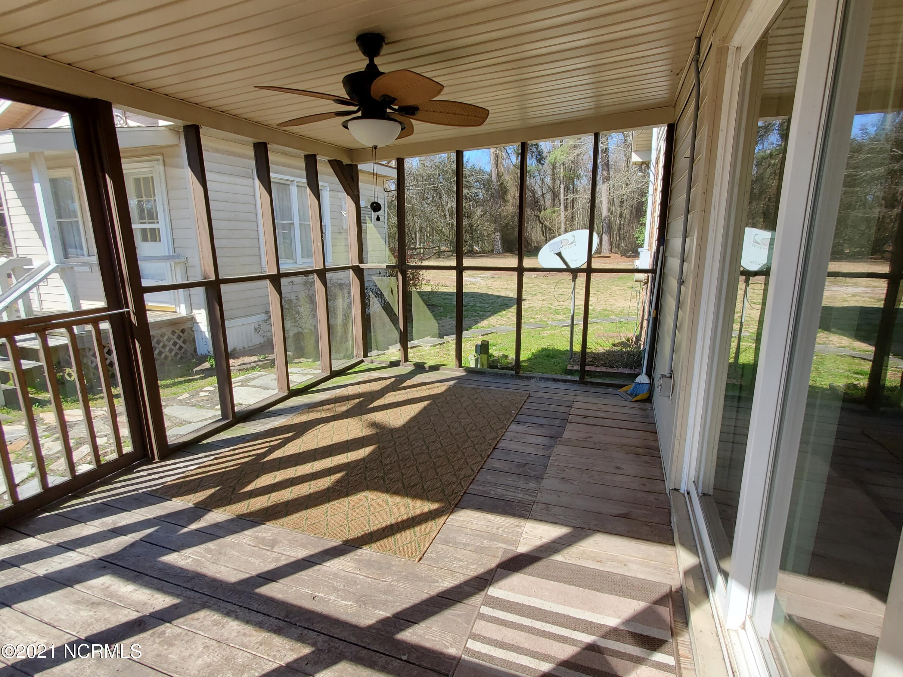 2220 5 Bridge Road Clinton, NC 28328 - Photo 8 of 27 2220 Five Bridge Road 8