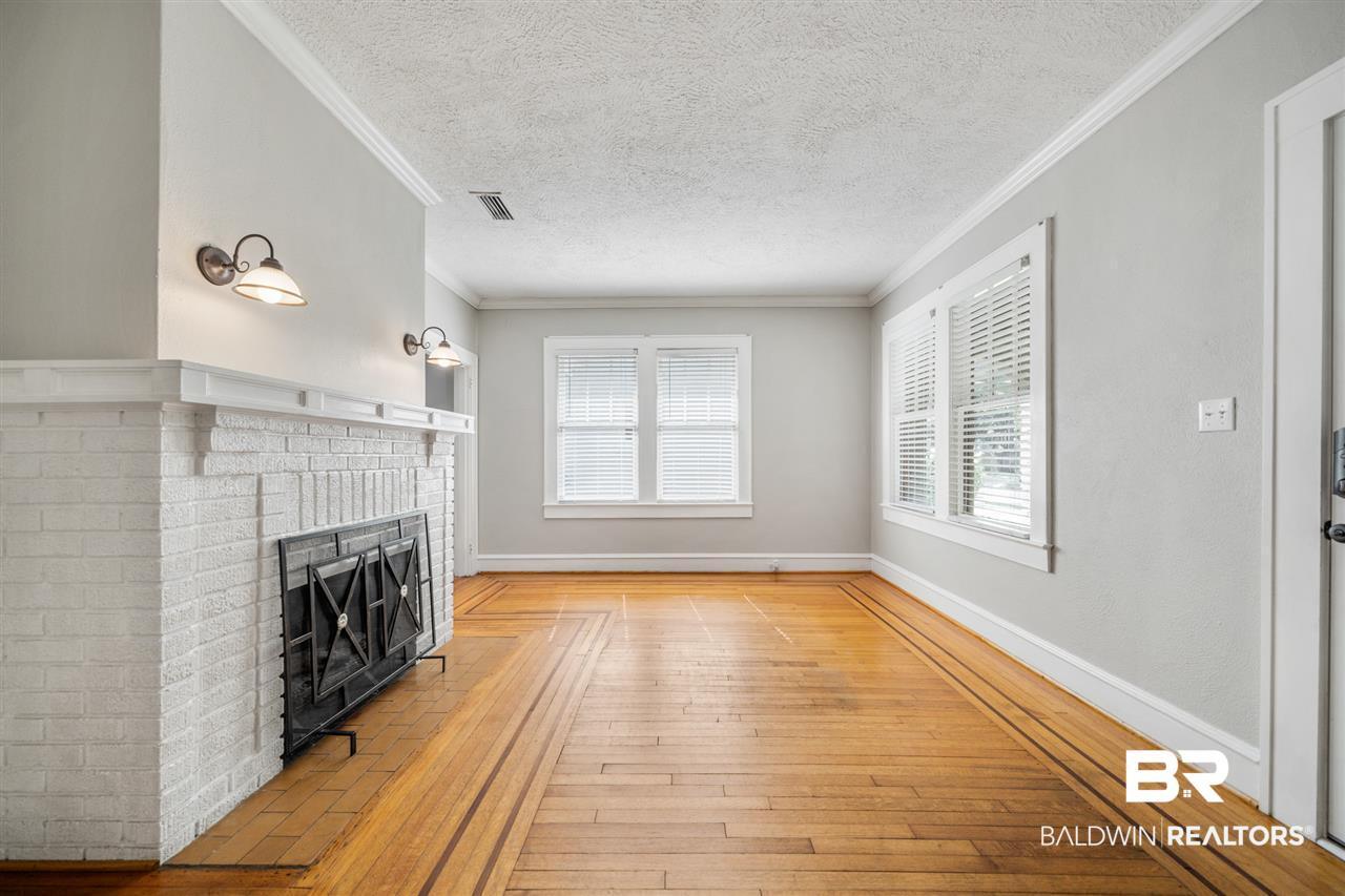 1658 Laurel Street Mobile, AL 36604 - Photo 8 of 28