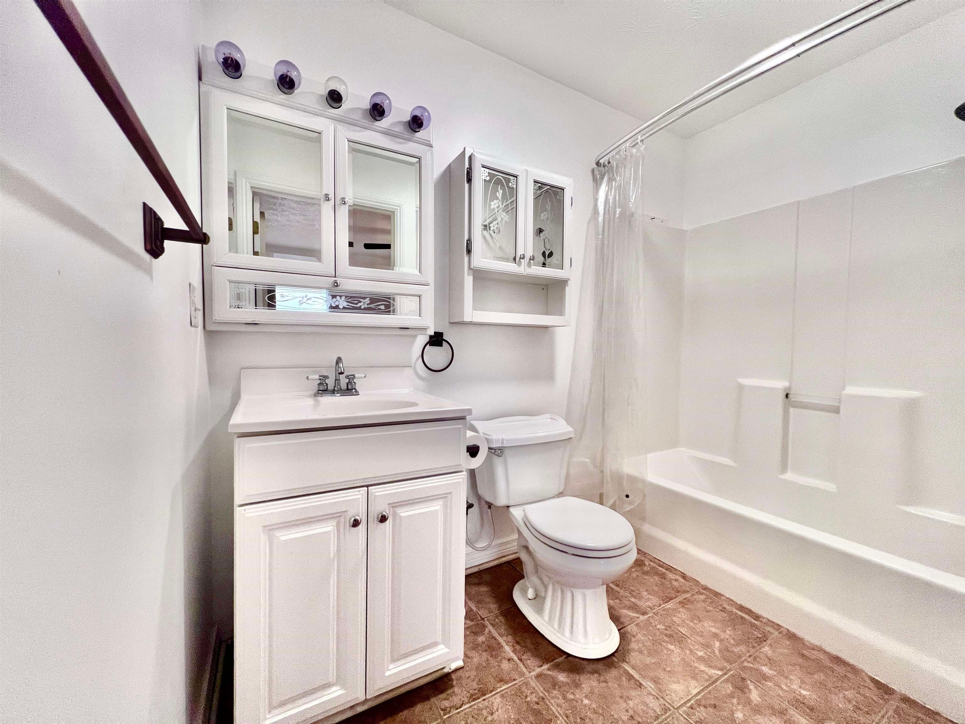3195 King Road Barboursville, WV 25504 - Photo 13 of 23 Gallery Image 13