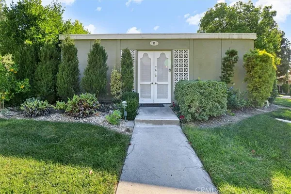 $3,200 | 11 Avenida Castilla, Unit A, Laguna Woods, CA 92637