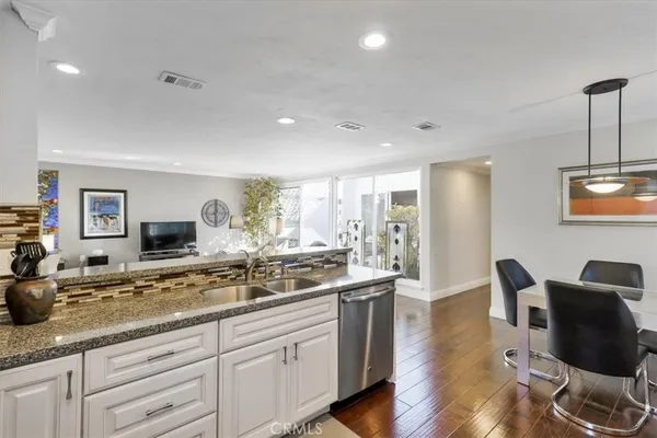 $3,200 | 11 Avenida Castilla, Unit A, Laguna Woods, CA 92637