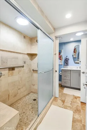 $3,200 | 11 Avenida Castilla, Unit A, Laguna Woods, CA 92637
