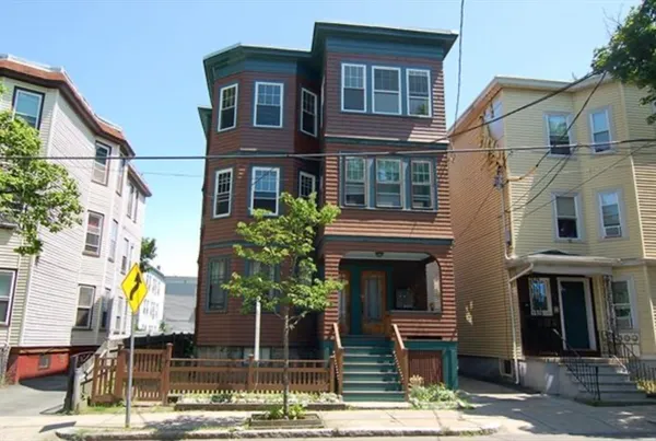 $3,600 | 296 Columbia Street, Unit 3, Cambridge, MA 02141