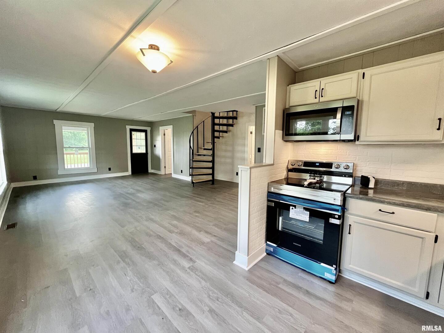 2664 Highway 145 Metropolis, IL 62960 - Photo 17 of 32