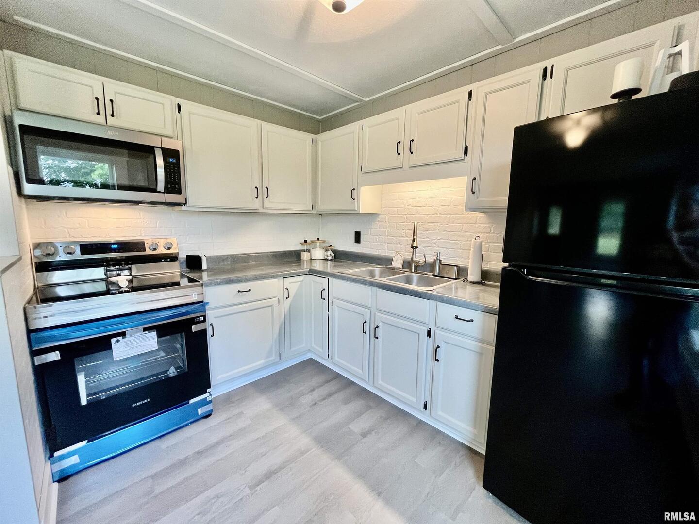 2664 Highway 145 Metropolis, IL 62960 - Photo 19 of 32