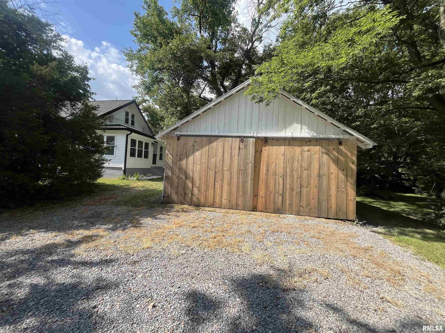 2664 Highway 145 Metropolis, IL 62960 - Photo 9 of 32