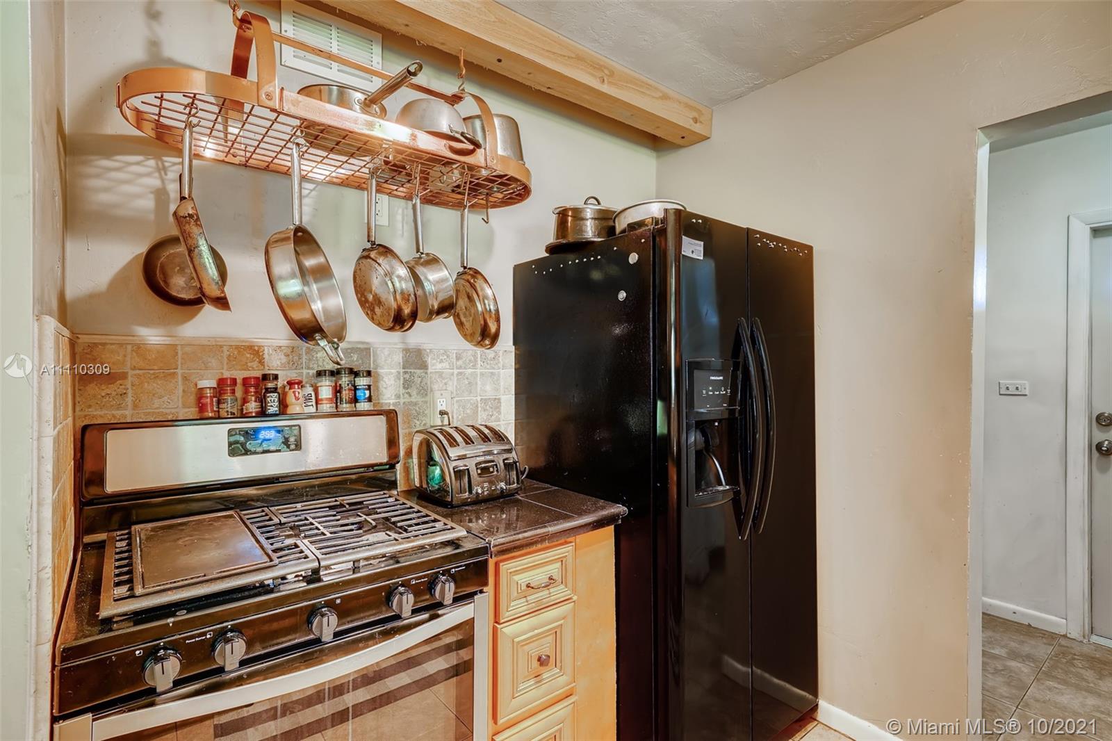 10231 Dolphin Road Cutler Bay, FL 33157 - Photo 14 of 26 Gallery Image 14
