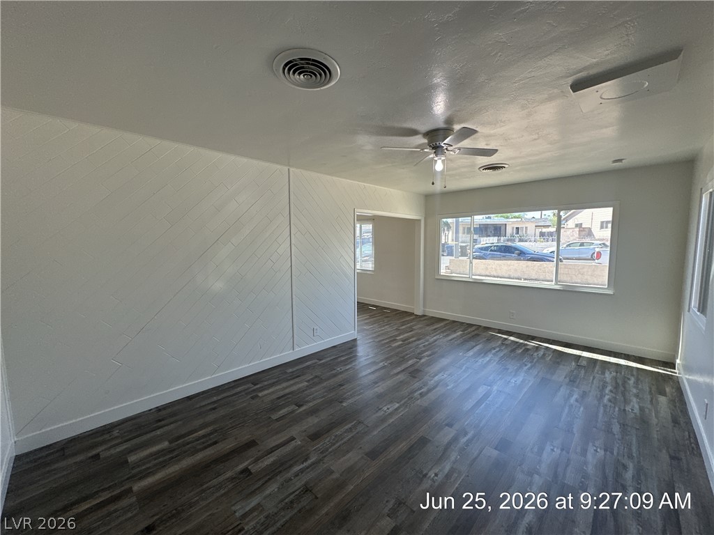 148 West Victory Road Henderson, NV 89015 - Photo 2 of 34