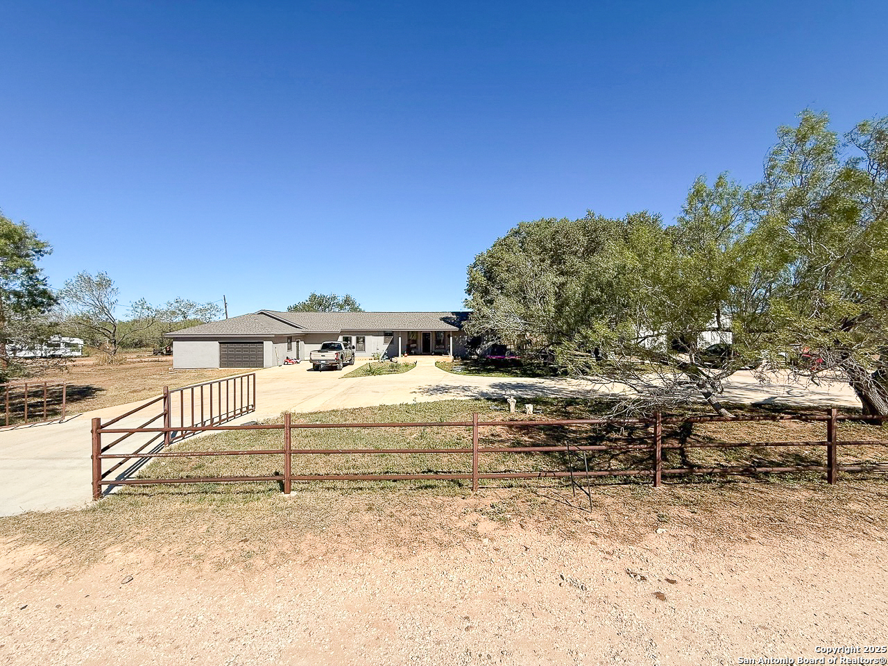 200 Pr 6631 Devine, TX 78016 - Photo 1 of 41 a view of terrace