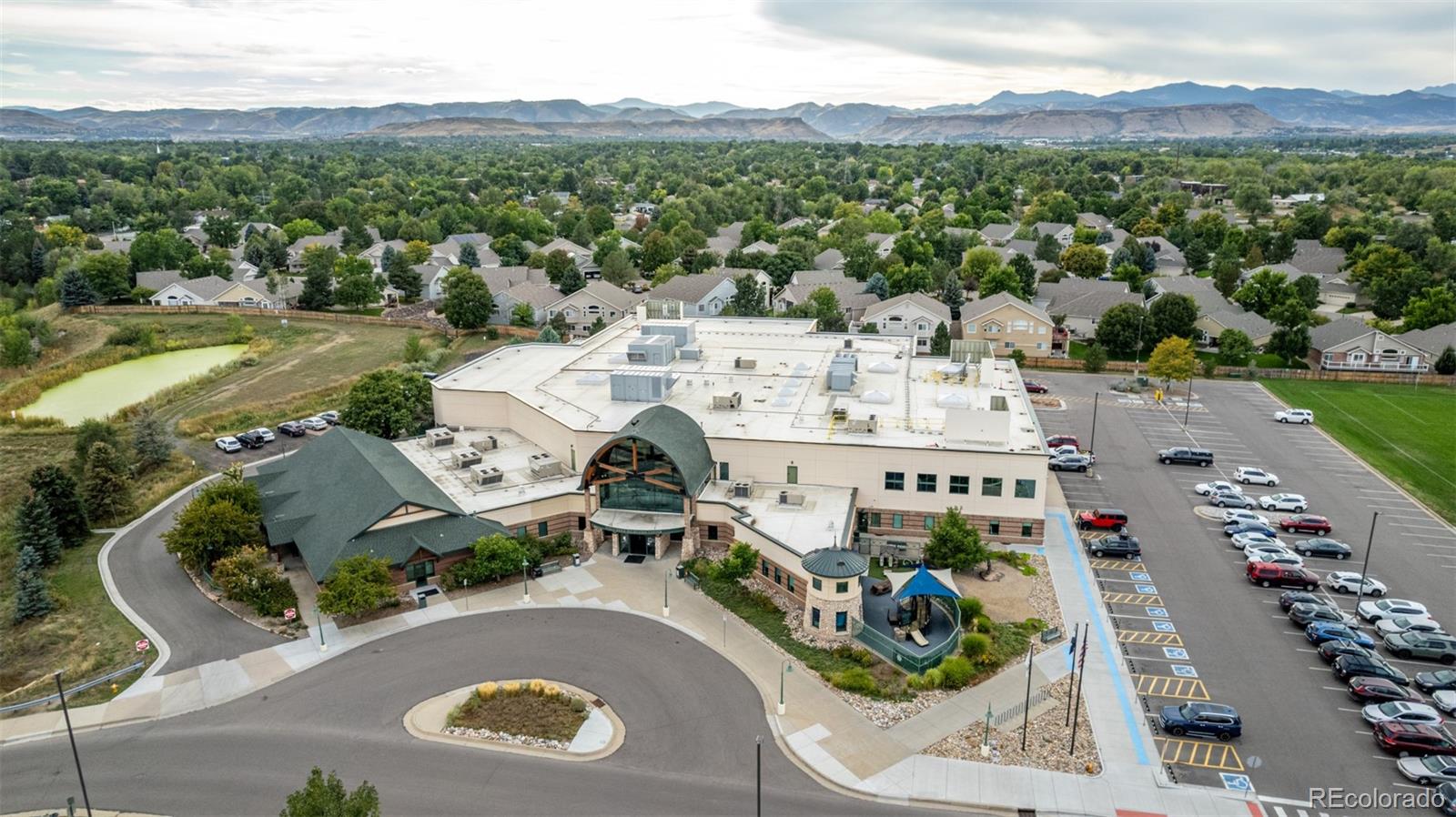10095 West 41st Avenue Wheat Ridge, CO 80033 - Photo 36 of 37 a view of a city with lawn chairs