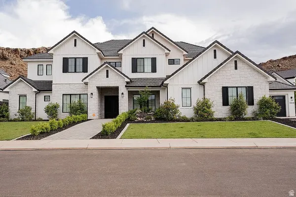 $2,795,000 | 3318 East Live Oak Drive, St. George, UT 84790