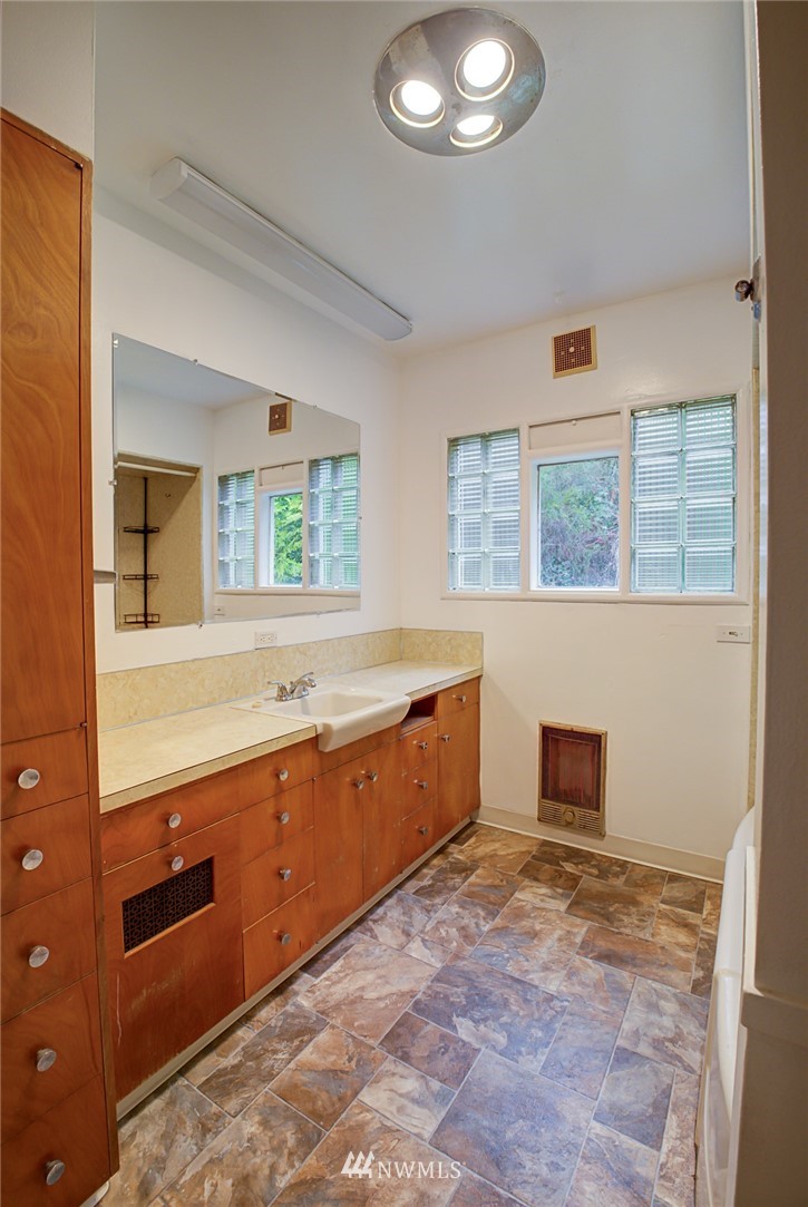 1810 Isabel Way Aberdeen, WA 98520 - Photo 23 of 31 Gallery Image 23