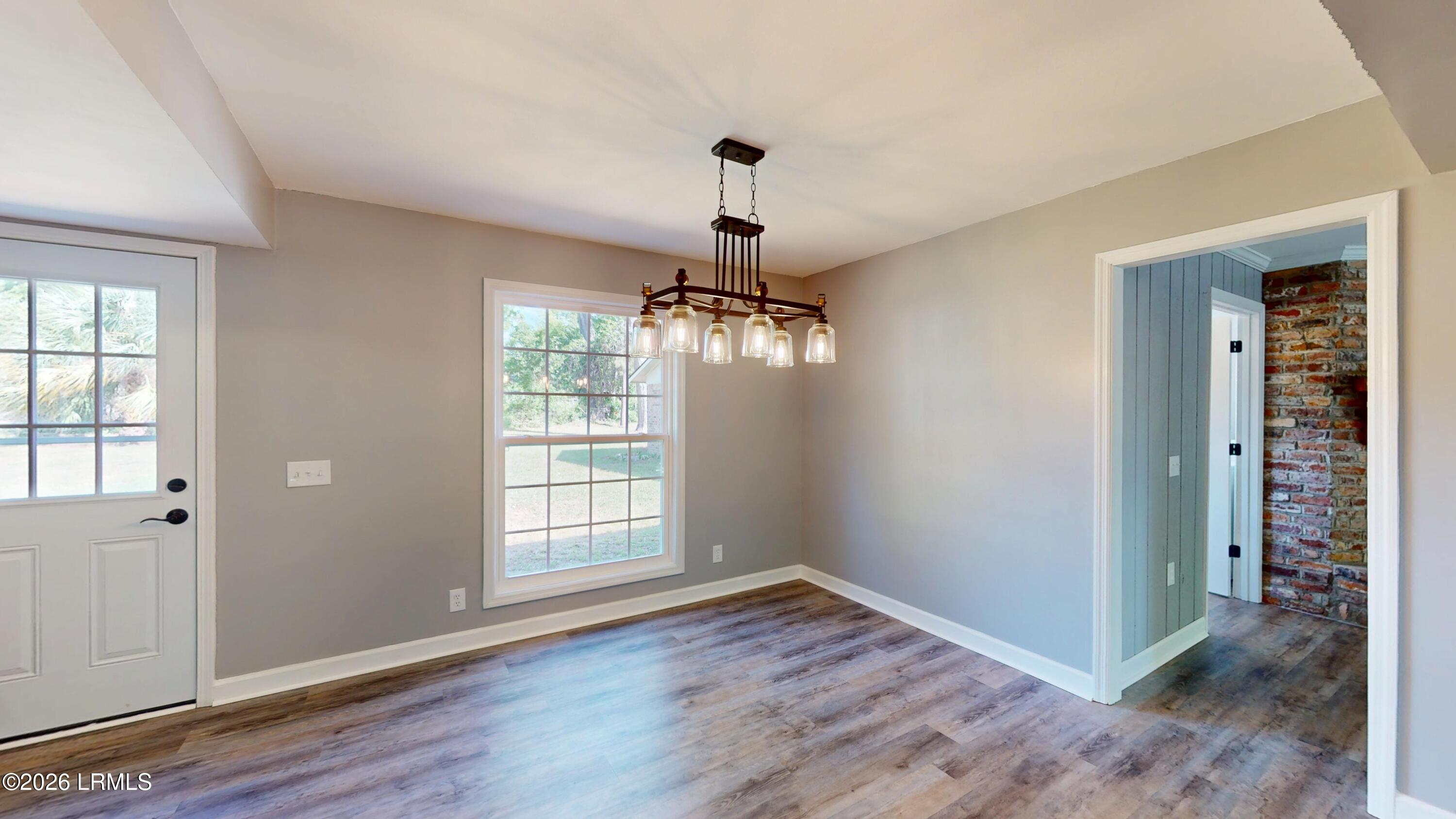4027 Shell Point Road Beaufort, SC 29906 - Photo 12 of 48 4027-Shell-Point-Road-04082026_203111