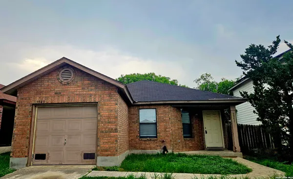 $1,450 | 9943 Sunset Place, San Antonio, TX 78245