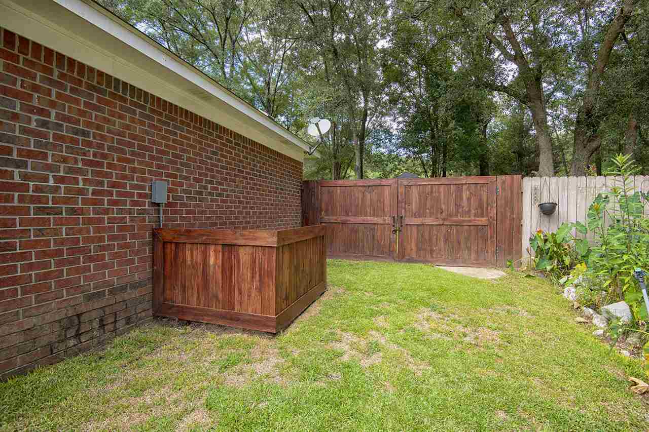 223 Maplewood Loop Daphne, AL 36526 - Photo 17 of 20 Great Backyard!