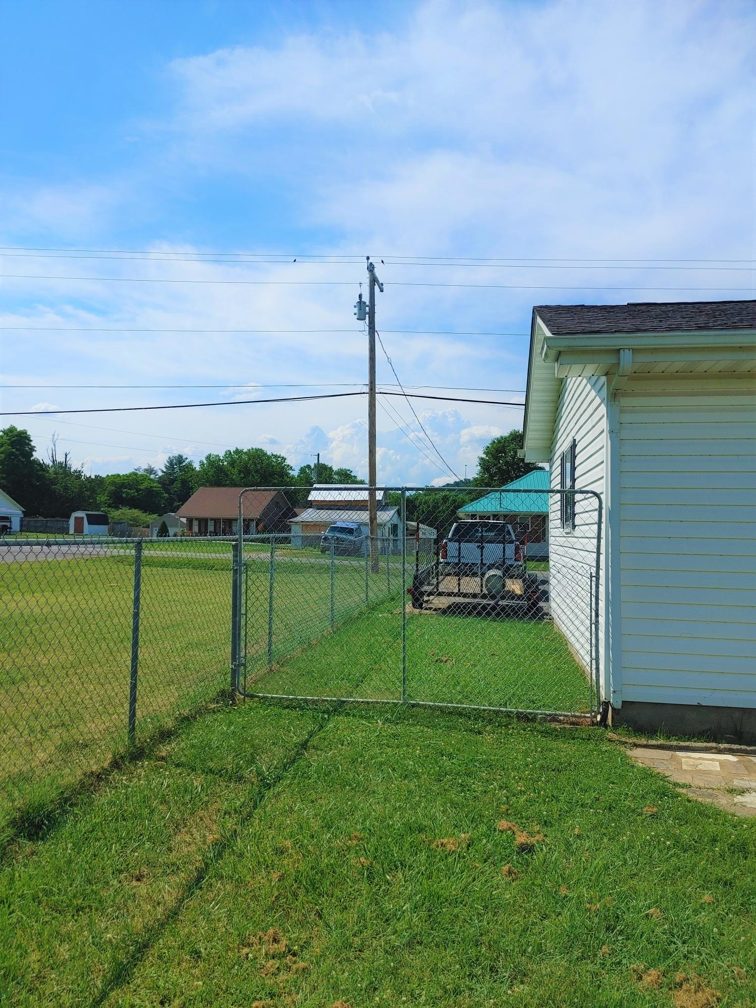117 Coal Chute Road Elizabethton, TN 37643 - Photo 31 of 35 0621211623a