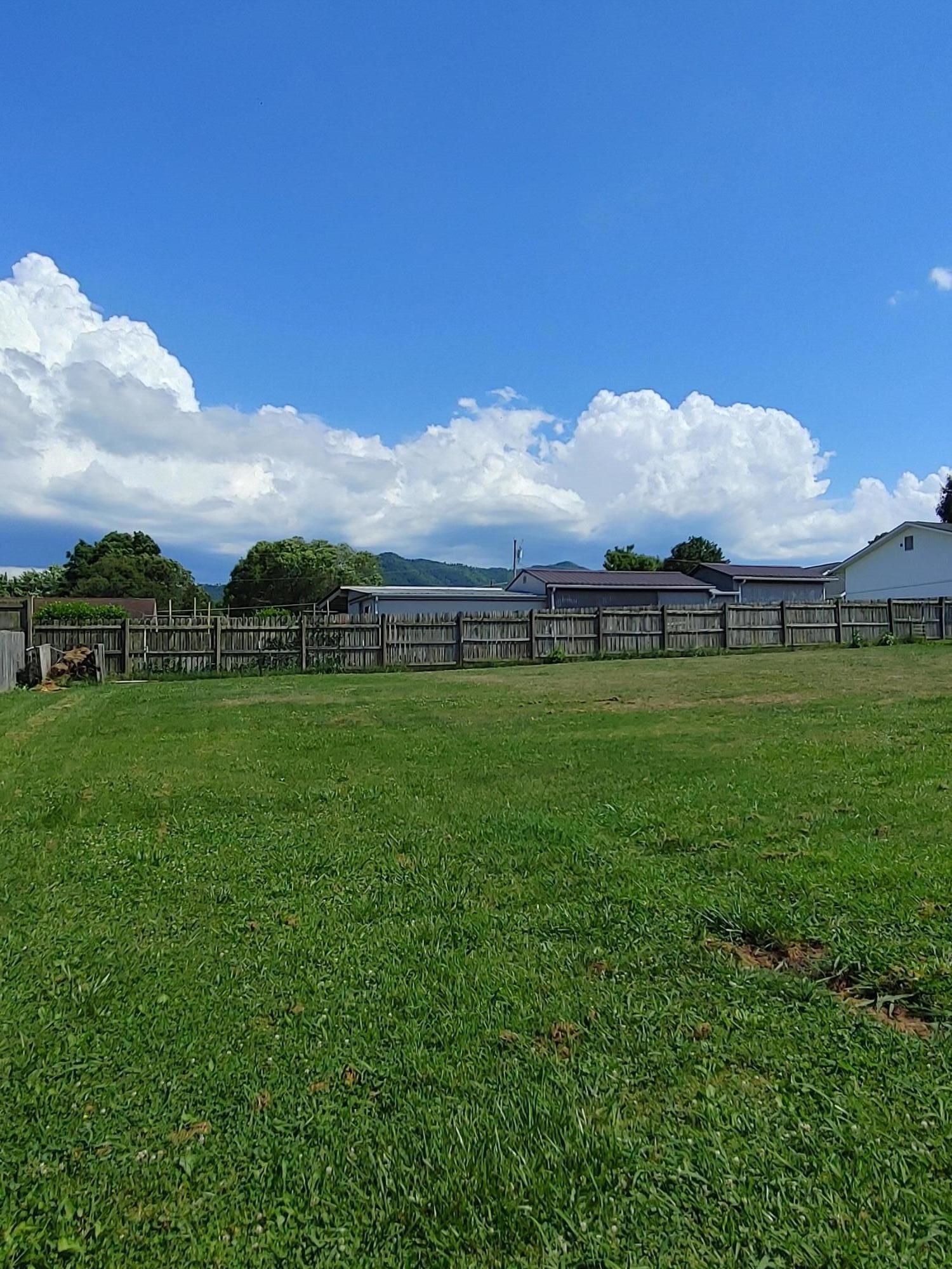 117 Coal Chute Road Elizabethton, TN 37643 - Photo 33 of 35 0621211624_HDR