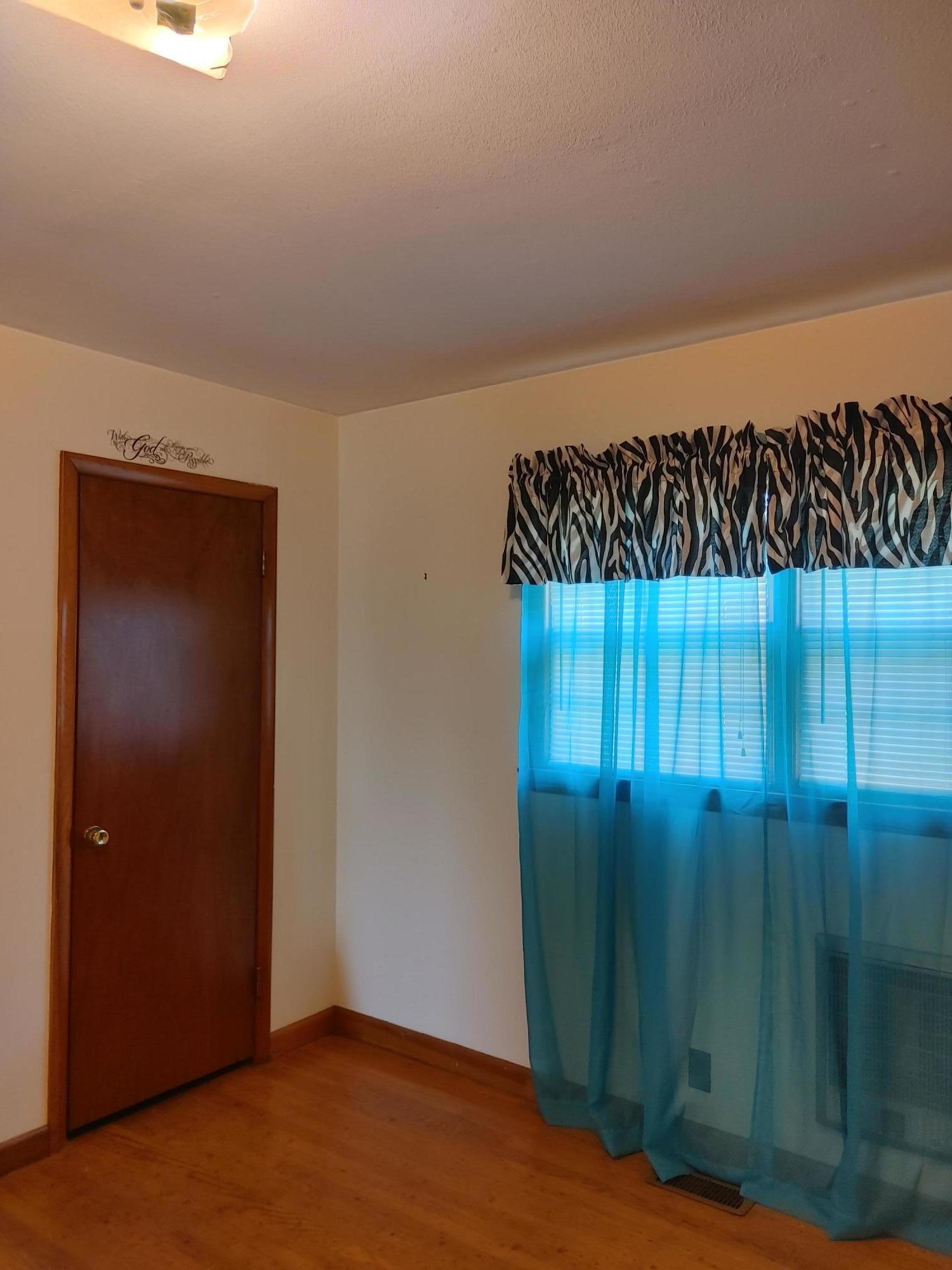 117 Coal Chute Road Elizabethton, TN 37643 - Photo 10 of 35 0621211611_HDR