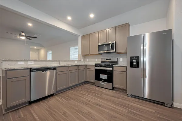 $1,700 | 13625 Goldeye Drive, Conroe, TX 77384