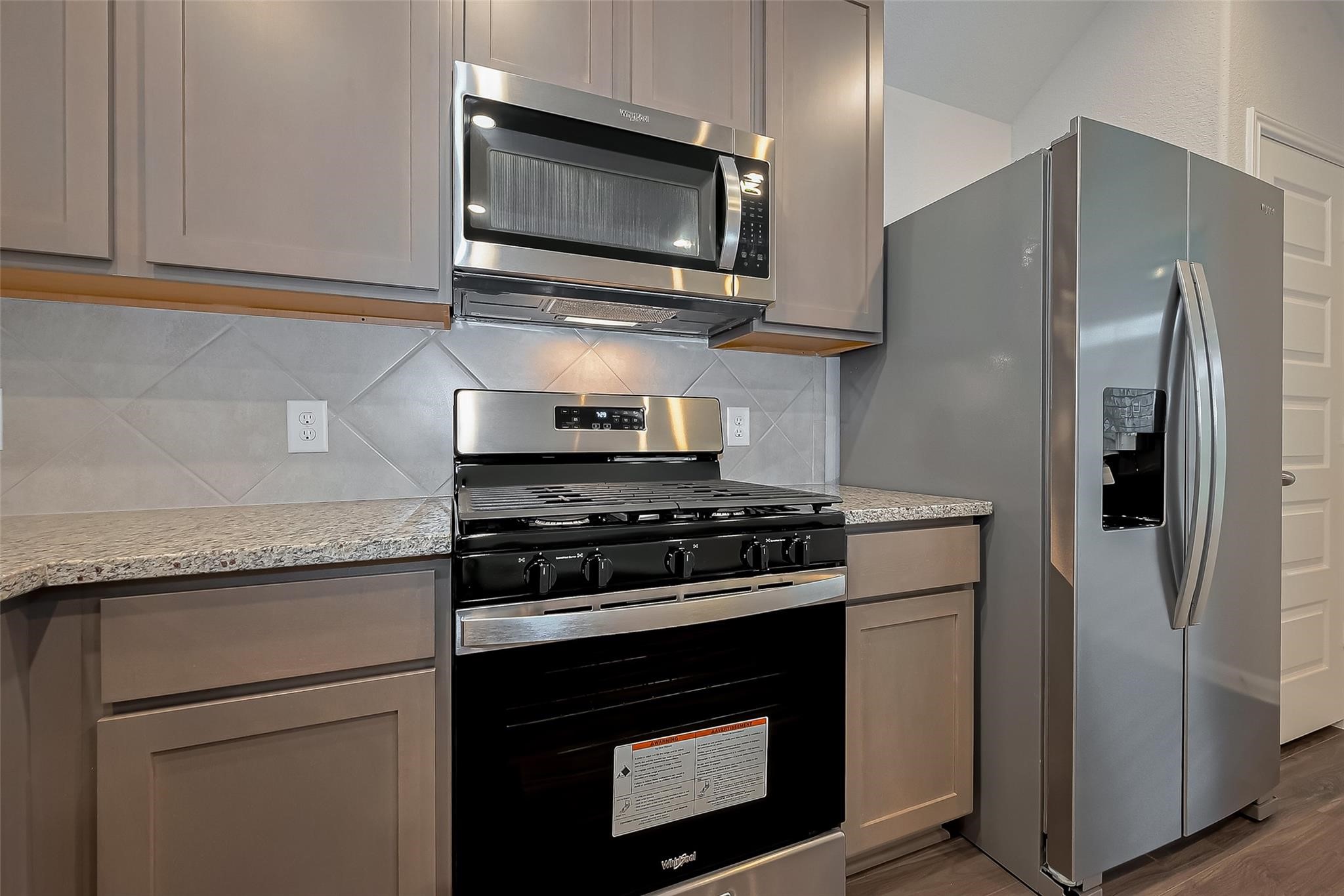 13625 Goldeye Drive Conroe, TX 77384 - Photo 12 of 38