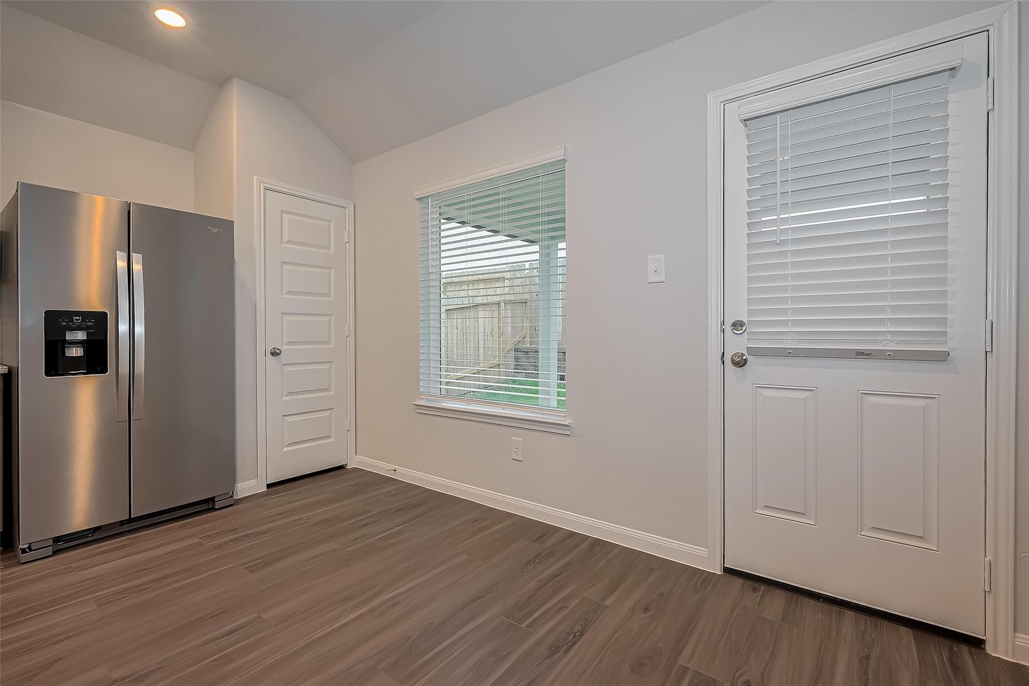 13625 Goldeye Drive Conroe, TX 77384 - Photo 14 of 38