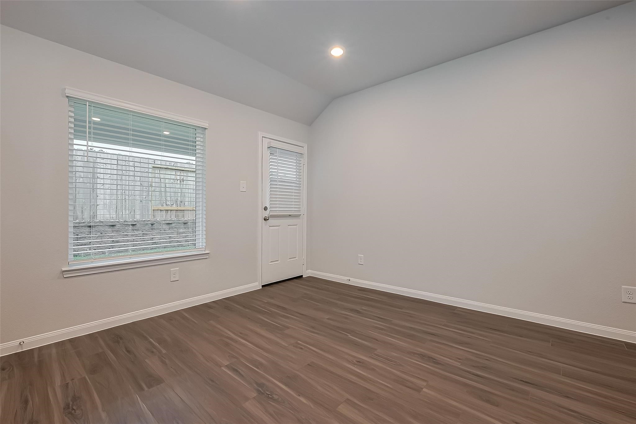 13625 Goldeye Drive Conroe, TX 77384 - Photo 16 of 38