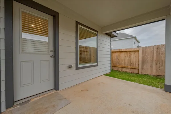 $1,700 | 13625 Goldeye Drive, Conroe, TX 77384
