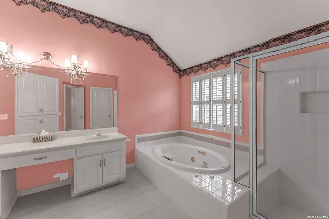 $325,900 | 8467 Ulysses, Universal City, TX 78148