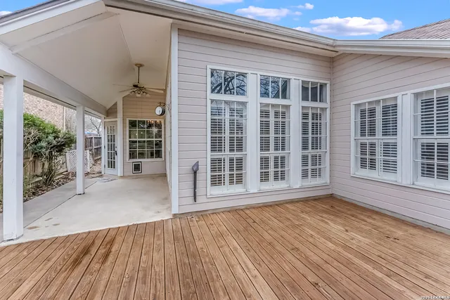 $325,900 | 8467 Ulysses, Universal City, TX 78148