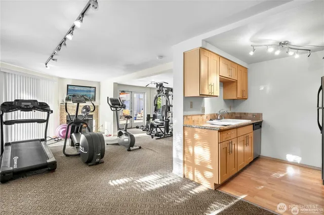 $300,000 | 6960 California Avenue Southwest, Unit A106, Seattle, WA 98136