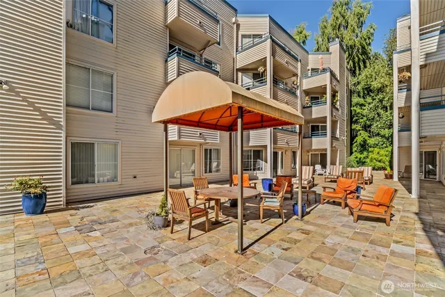 $300,000 | 6960 California Avenue Southwest, Unit A106, Seattle, WA 98136