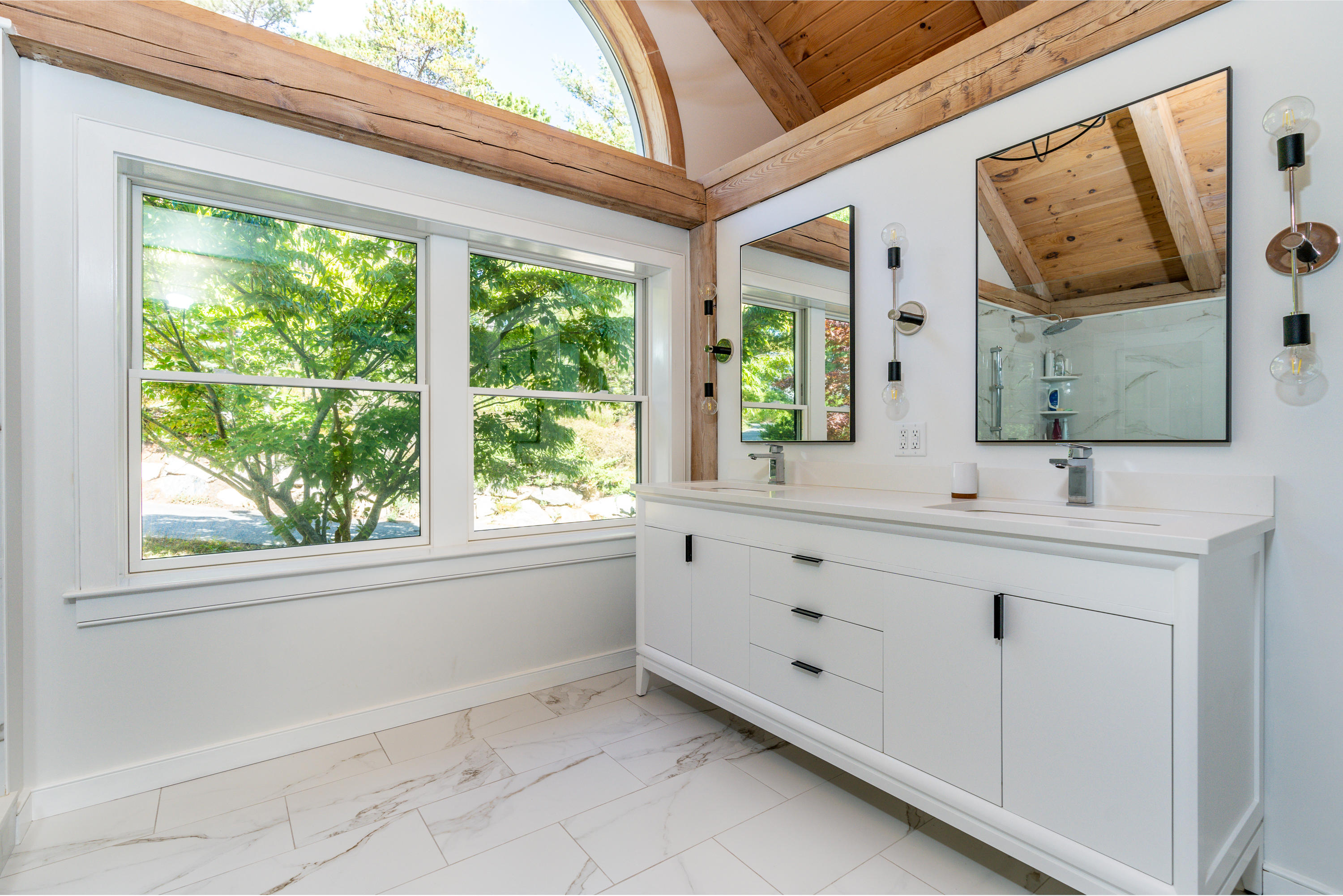 60 Woodlot Road Wellfleet, MA 02667 - Photo 18 of 39 masterbath2
