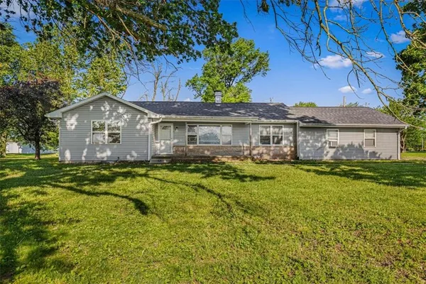 $255,000 | 535 Wallace Street, Osborn, MO 64474