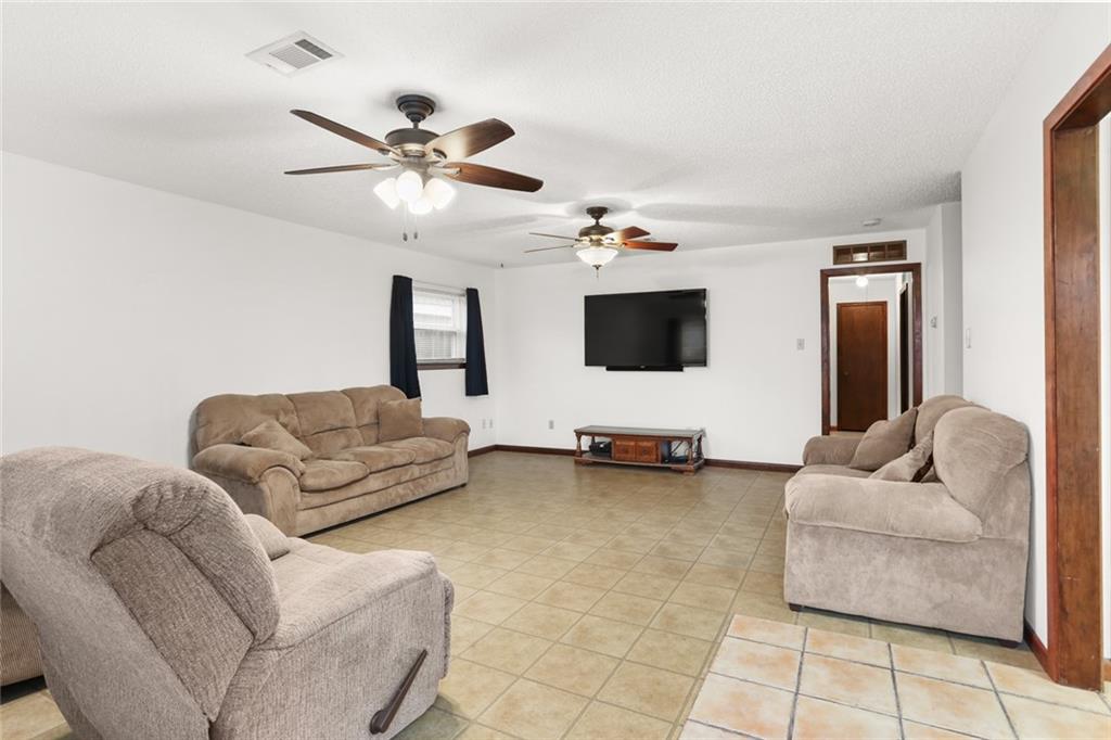 2828 Pritchard Road Marrero, LA 70072 - Photo 4 of 19