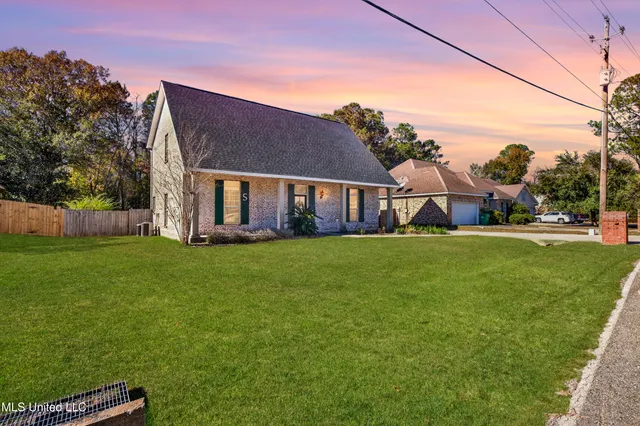 $335,000 | 6516 Koula Drive, Diamondhead, MS 39525