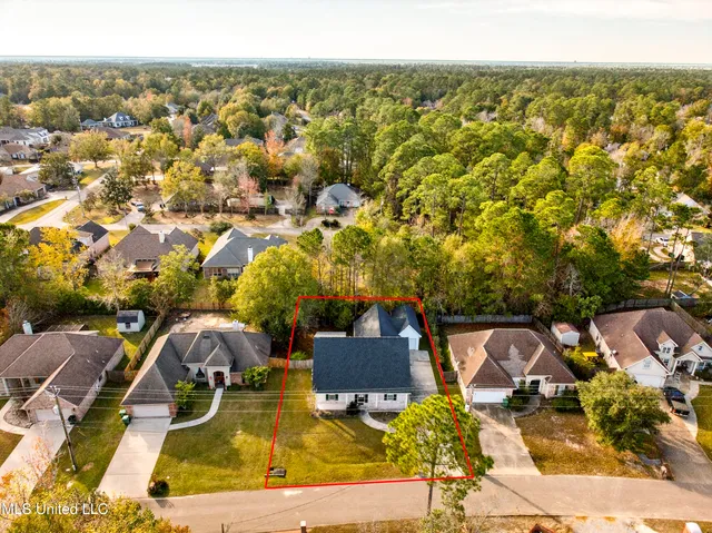 $335,000 | 6516 Koula Drive, Diamondhead, MS 39525