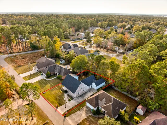 $335,000 | 6516 Koula Drive, Diamondhead, MS 39525