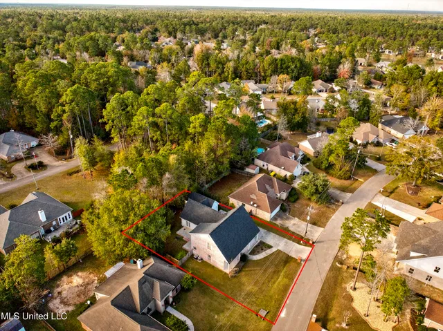 $335,000 | 6516 Koula Drive, Diamondhead, MS 39525