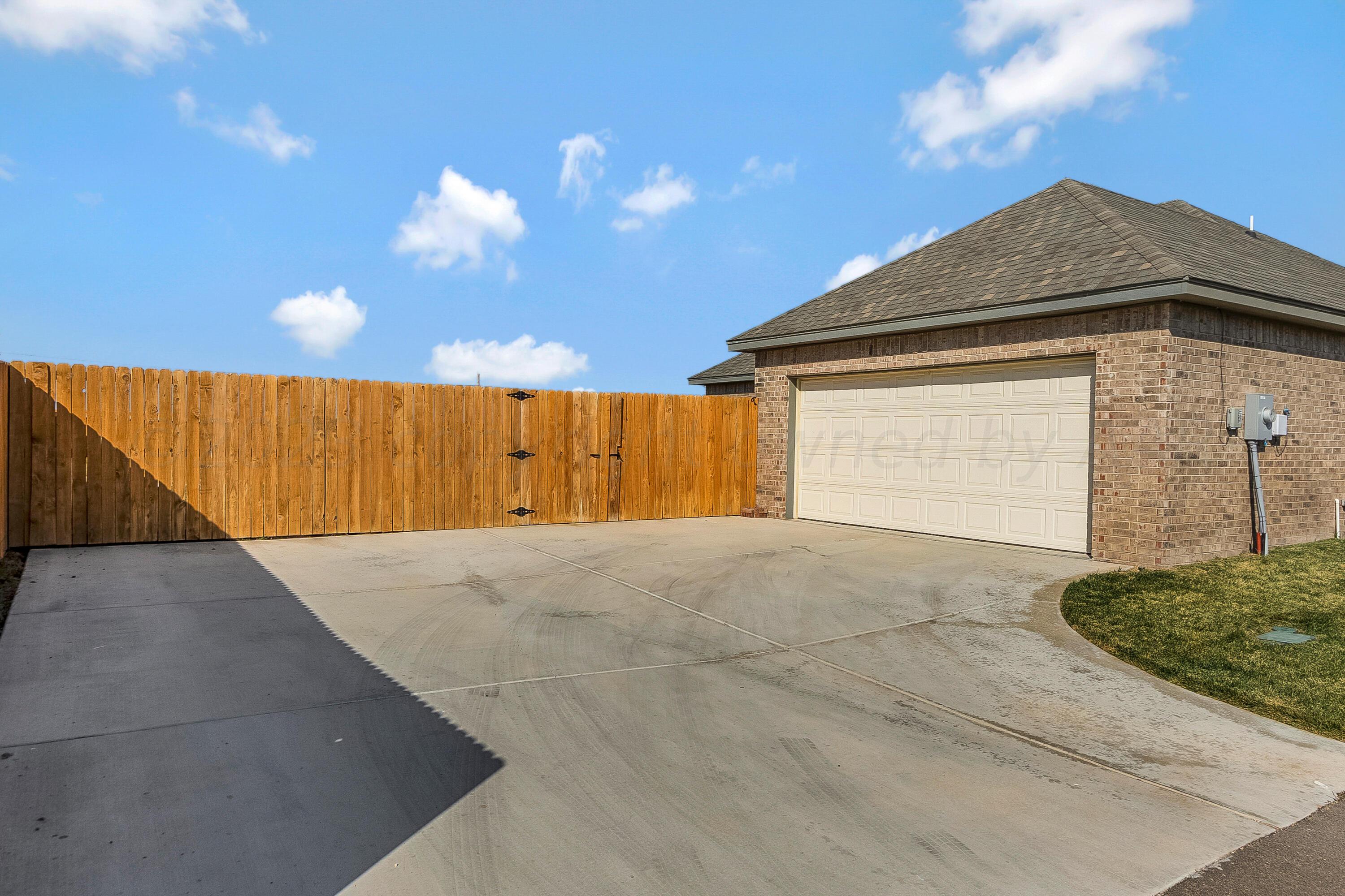 9927 Perry Avenue Amarillo, TX 79119 - Photo 23 of 24 a view of backyard