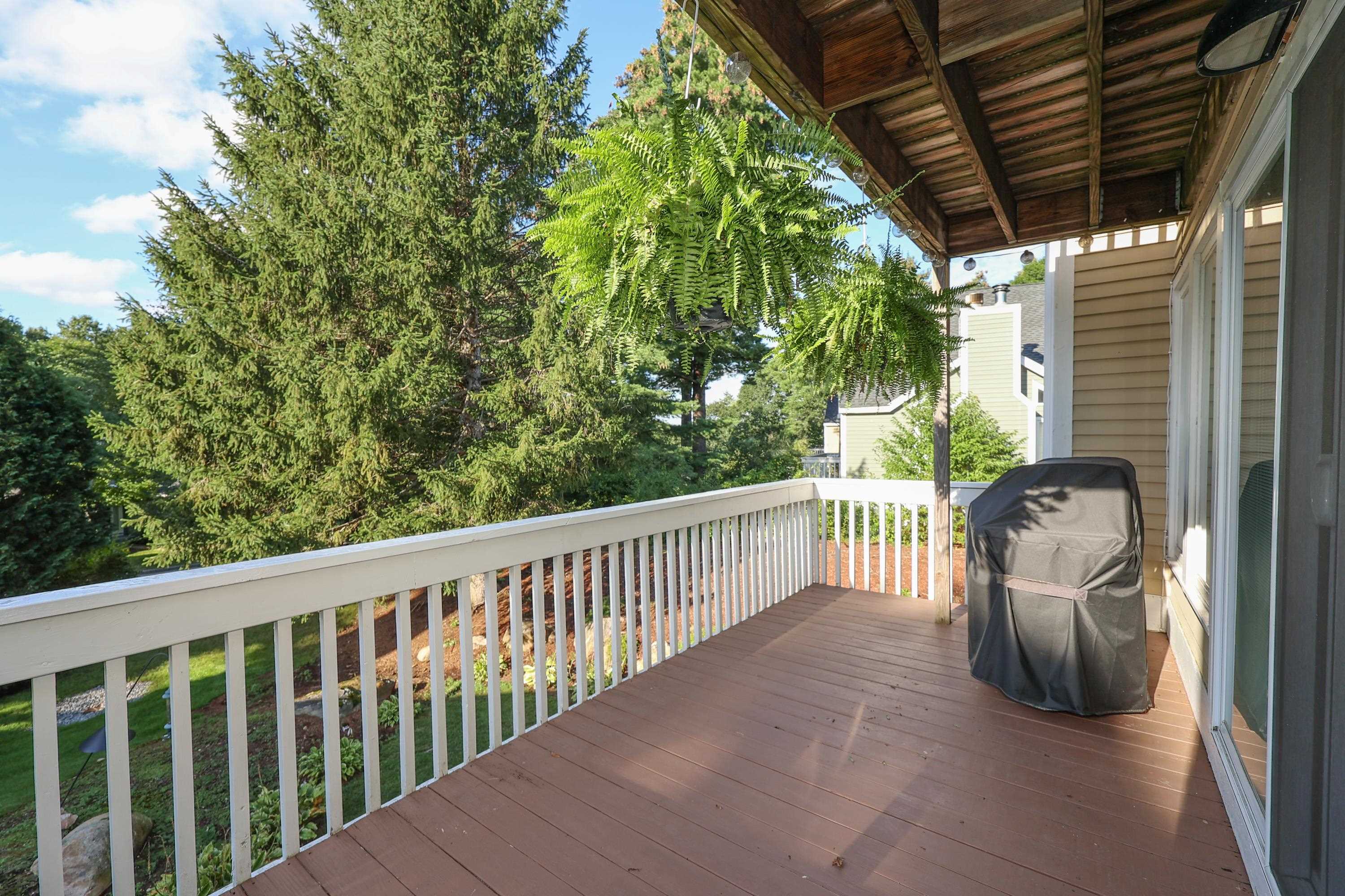 170 Chase Way Manchester, NH 03104 - Photo 18 of 30