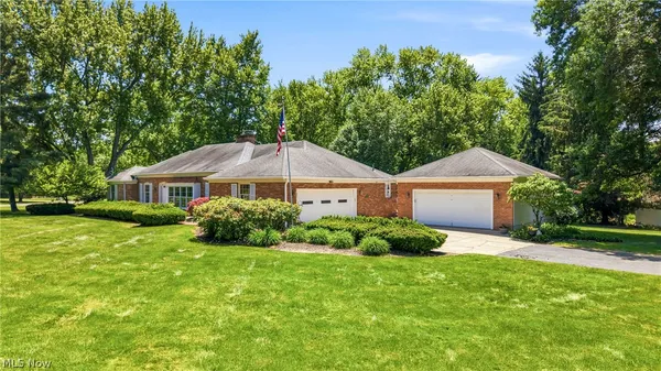 $390,000 | 65 Redfern Drive, Youngstown, OH 44505