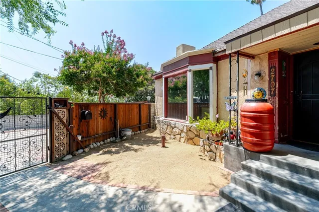 $925,000 | 2707 North Windsor Avenue, Pasadena, CA 91001