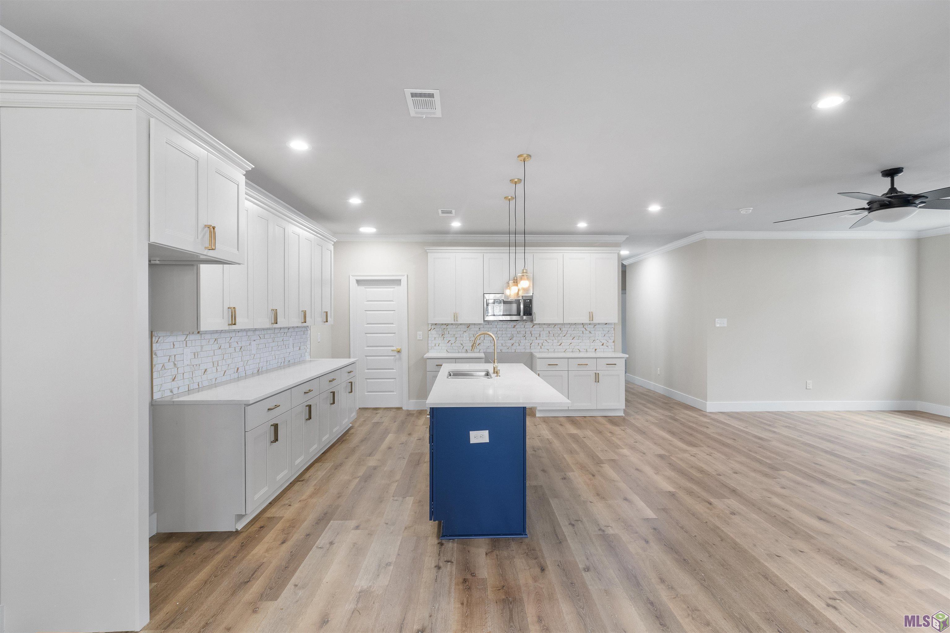 12056 Beauverde Court Baton Rouge, LA 70815 - Photo 3 of 18