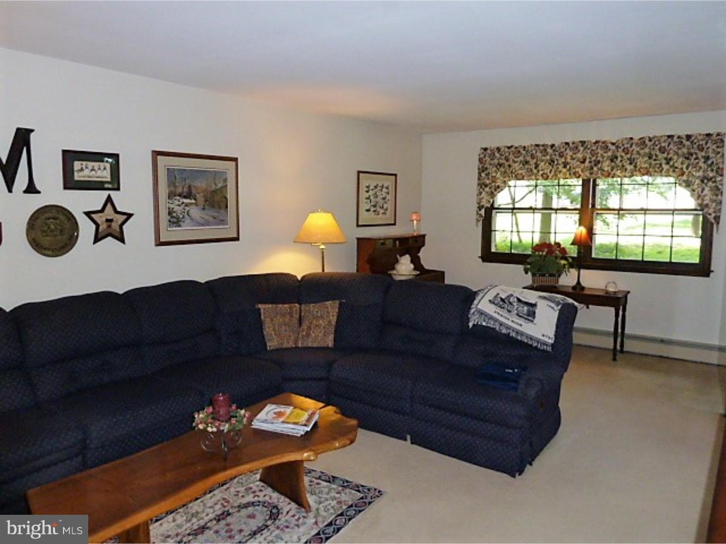 1154 Swamp Road Furlong, PA 18925 - Photo 9 of 25 Living Room